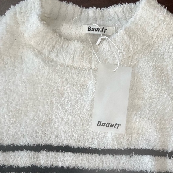 NWT-Elegant Super Soft Striped Crew Neck Sweater - Picture 2 of 10